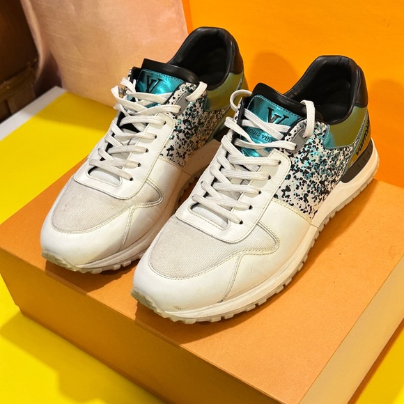 Louis Vuitton Runaway White and Teal Sneakers - Picture 15 of 15